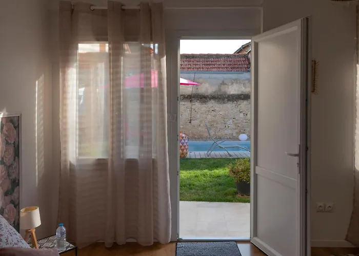 Dom wakacyjny Au Plaisir D Etape- Accueil Pelerins Uniquement Condom