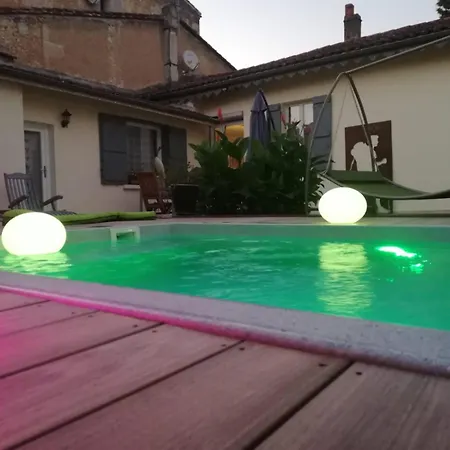 Au Plaisir D Etape- Accueil Pelerins Ferienhaus Condom